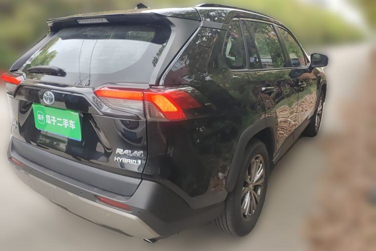 Used Toyota RAV4 2023 2.0L CVT Two-Wheel Drive Fashion Plus Edition Rear Right 45 Deg