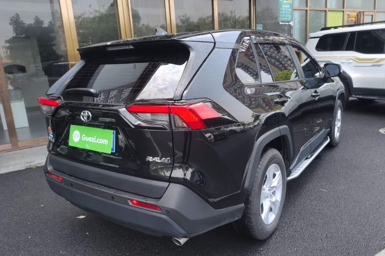 Used Toyota RAV4 2023 2.0L CVT Two-Wheel Drive Urban Edition Rear Right 45 Deg