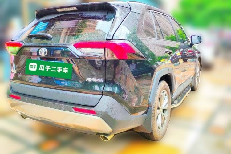 Used Toyota RAV4 2023 2.0L CVT Two-Wheel Drive Fashion Plus Edition Rear Right 45 Deg