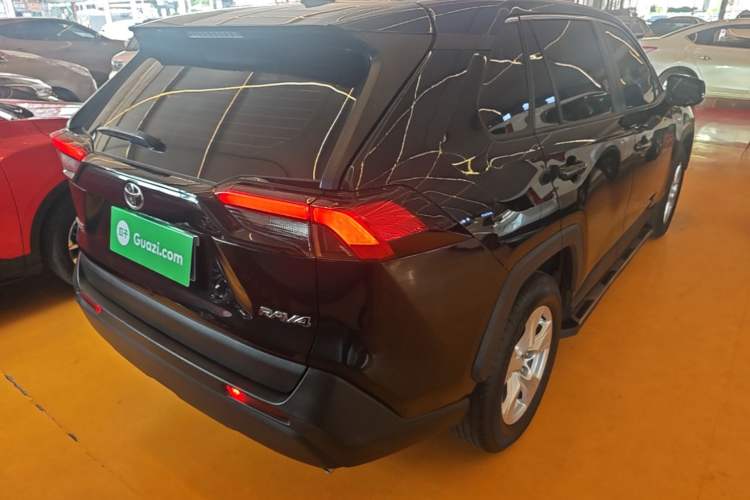 Used Toyota RAV4 2023 2.0L CVT Two-Wheel Drive Urban Edition Rear Right 45 Deg