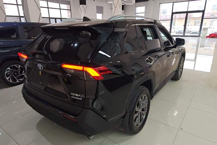 Used Toyota RAV4 2023 Dual-Motor 2.5L E-CVT Two-Wheel Drive Elite Edition Rear Right 45 Deg