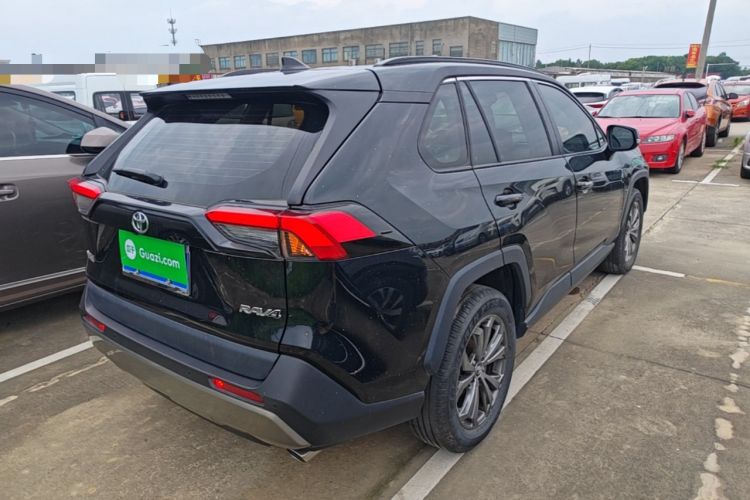 Used Toyota RAV4 2023 2.0L CVT Two-Wheel Drive Fashion Plus Edition Rear Right 45 Deg