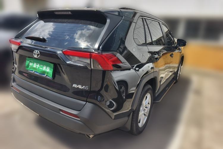 Used Toyota RAV4 2023 2.0L CVT Two-Wheel Drive Urban Edition Rear Right 45 Deg
