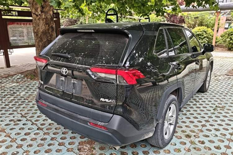 Used Toyota RAV4 2023 2.0L CVT Two-Wheel Drive Urban Edition Rear Right 45 Deg