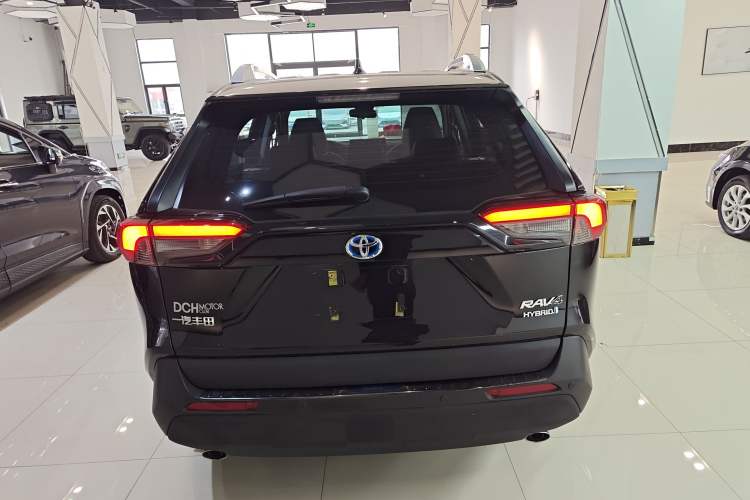 Used Toyota RAV4 2023 Dual-Motor 2.5L E-CVT Two-Wheel Drive Elite Edition Rear