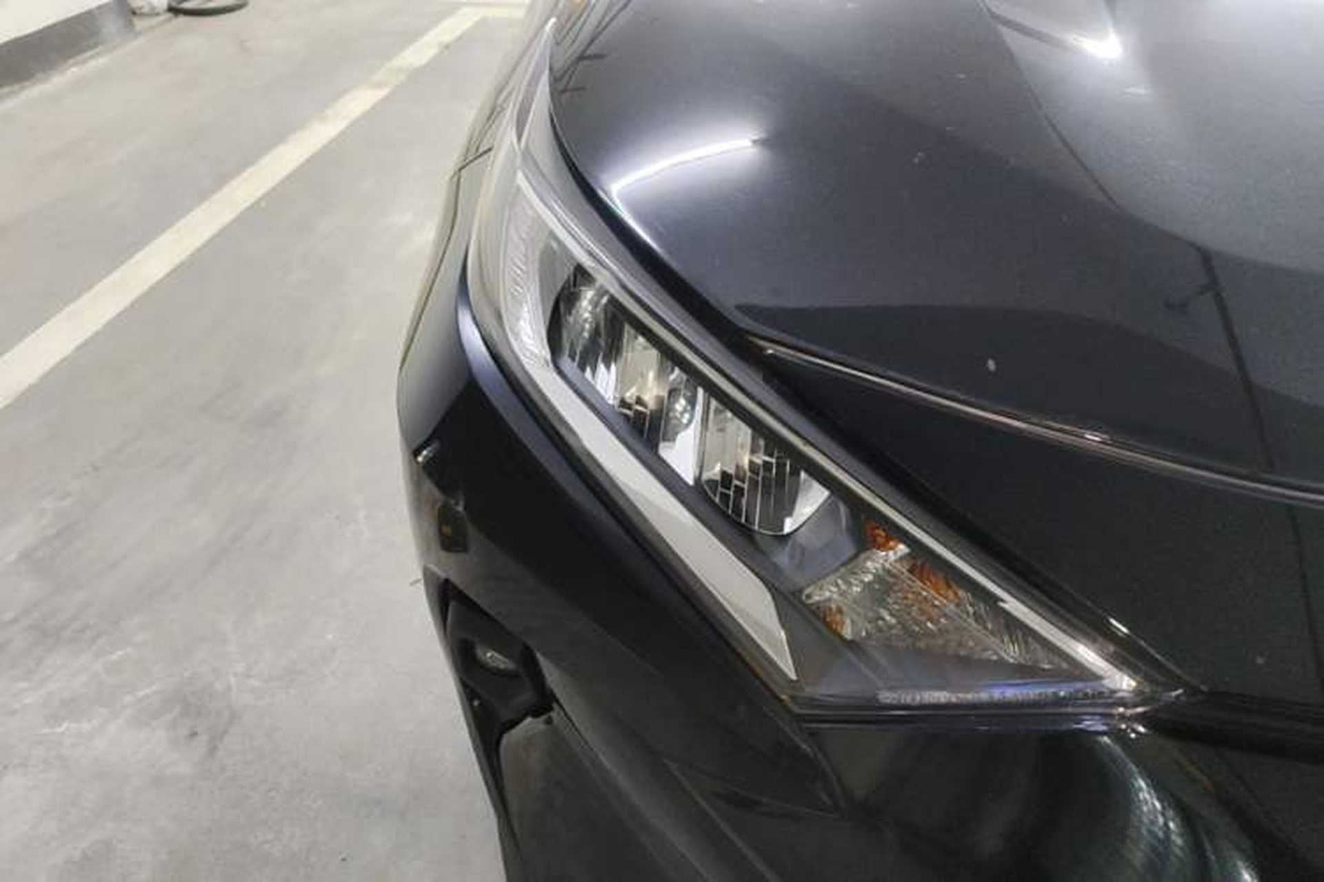 Used Toyota RAV4 2023 Dual-Motor 2.5L E-CVT Two-Wheel Drive Elite Edition Right Front Headlight