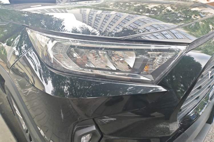 Used Toyota RAV4 2023 2.0L CVT Two-Wheel Drive Fashion Edition Right Front Headlight