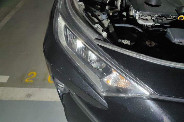 Used Toyota RAV4 2023 2.0L CVT Two-Wheel Drive Urban Edition Right Front Headlight