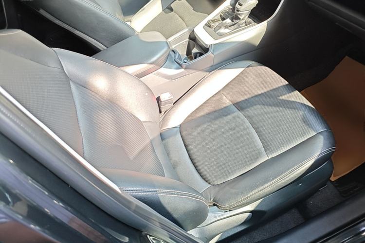 Used Toyota RAV4 2023 2.0L CVT Two-Wheel Drive Urban Edition Right Front Seat