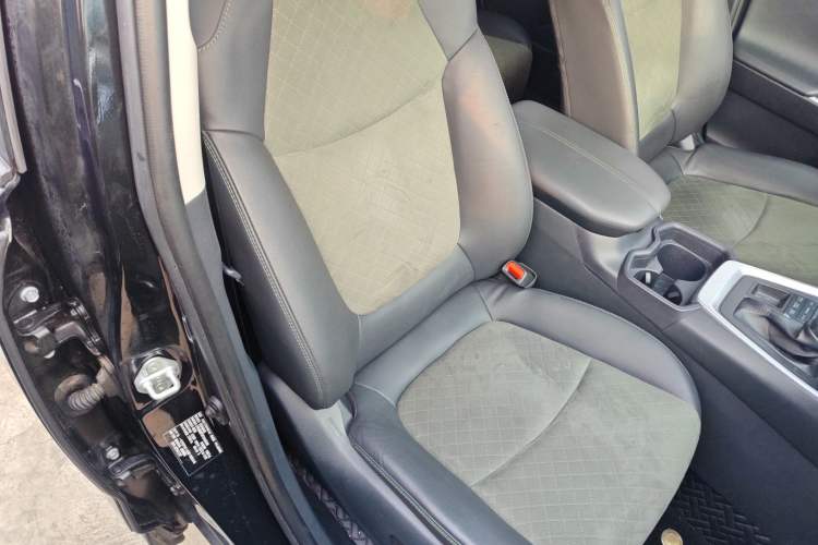 Used Toyota RAV4 2023 2.0L CVT 4x4 Explorer Plus Edition Right Front Seat