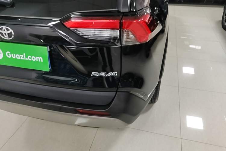 Used Toyota RAV4 2023 2.0L CVT Two-Wheel Drive Fashion Plus Edition Right Rear Taillight