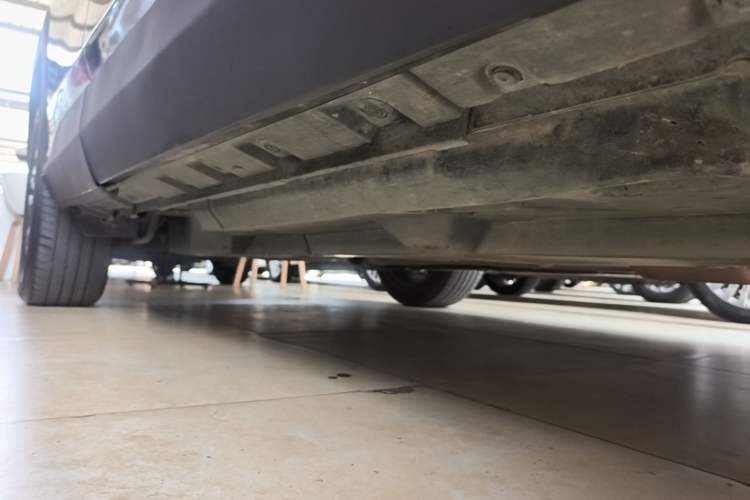 Used Toyota RAV4 2023 2.0L CVT 4x4 Explorer Plus Edition Right Side Sill