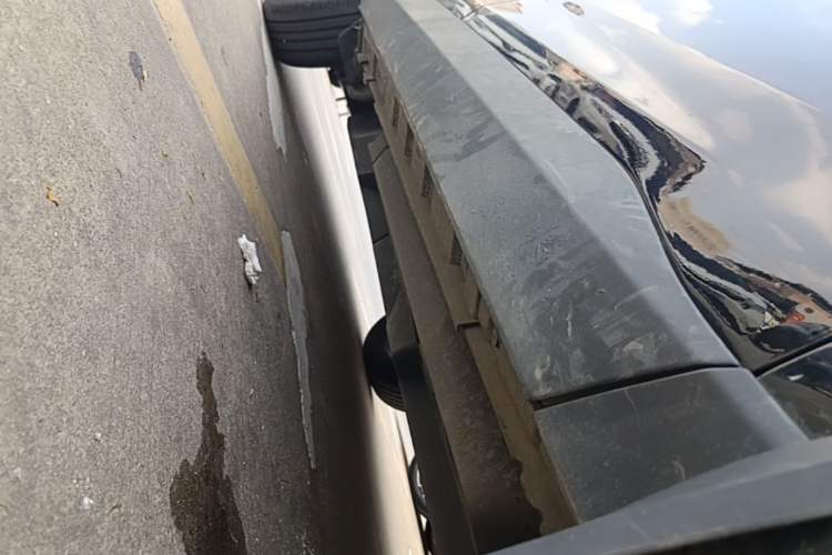 Used Toyota RAV4 2023 2.0L CVT Two-Wheel Drive Fashion Plus Edition Right Side Sill