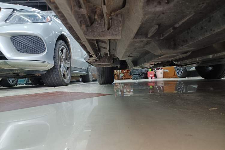 Used Toyota RAV4 2023 2.0L CVT Two-Wheel Drive Fashion Plus Edition Right Side Sill