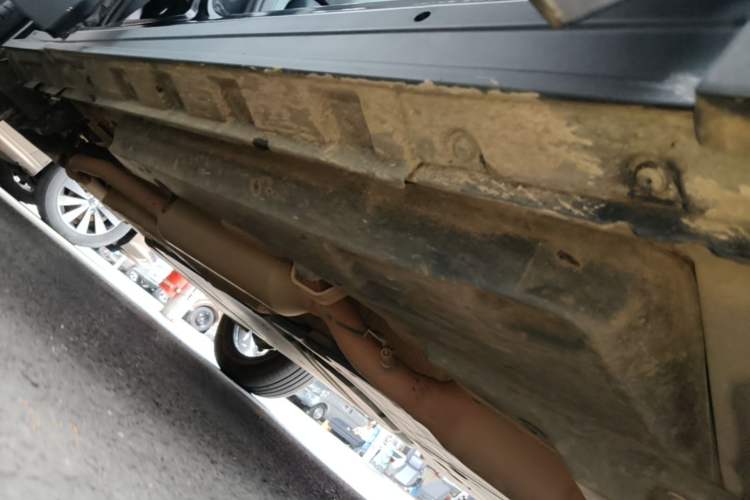 Used Toyota RAV4 2023 Dual-Motor 2.5L E-CVT Two-Wheel Drive Elite Edition Right Side Sill