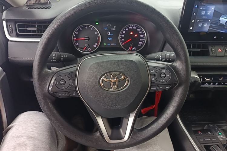 Used Toyota RAV4 2023 2.0L CVT Two-Wheel Drive Urban Edition Steering Wheel