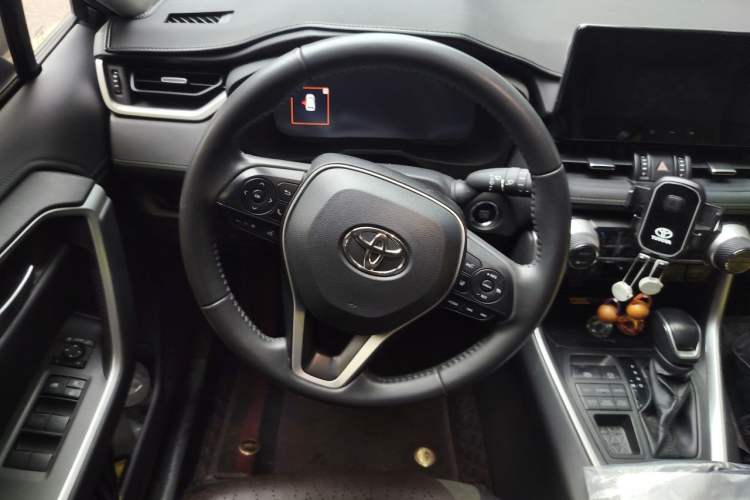 Used Toyota RAV4 2023 2.0L CVT 4x4 Explorer Plus Edition Steering Wheel