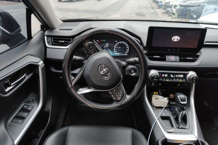 Used Toyota RAV4 2023 2.0L CVT Two-Wheel Drive Fashion Plus Edition Steering Wheel