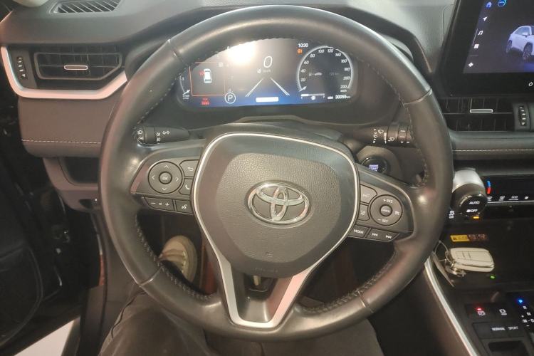Used Toyota RAV4 2023 2.0L CVT Two-Wheel Drive Fashion Plus Edition Steering Wheel
