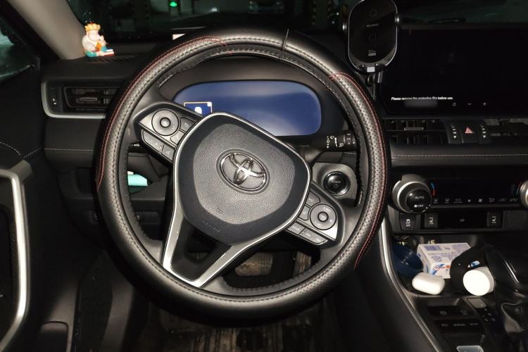 Used Toyota RAV4 2023 Dual-Engine 2.5L E-CVT Two-Wheel Drive Elite Plus Edition Steering Wheel