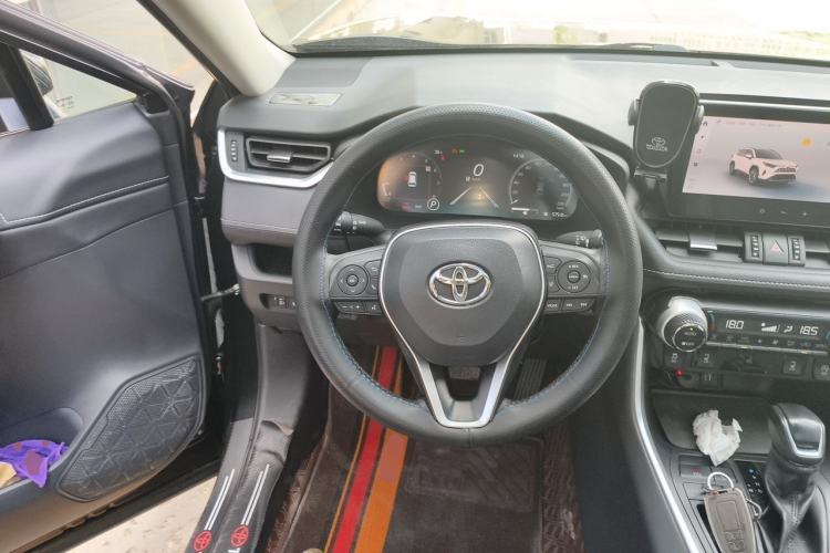 Used Toyota RAV4 2023 2.0L CVT Two-Wheel Drive Fashion Plus Edition Steering Wheel