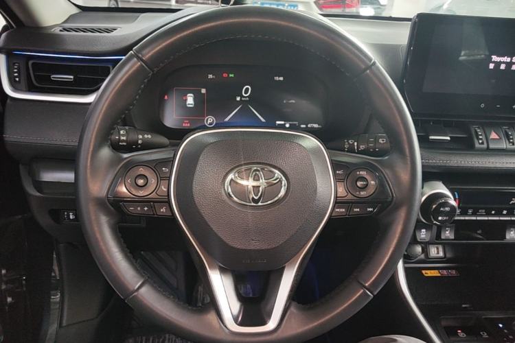 Used Toyota RAV4 2023 2.0L CVT Two-Wheel Drive Fashion Plus Edition Steering Wheel