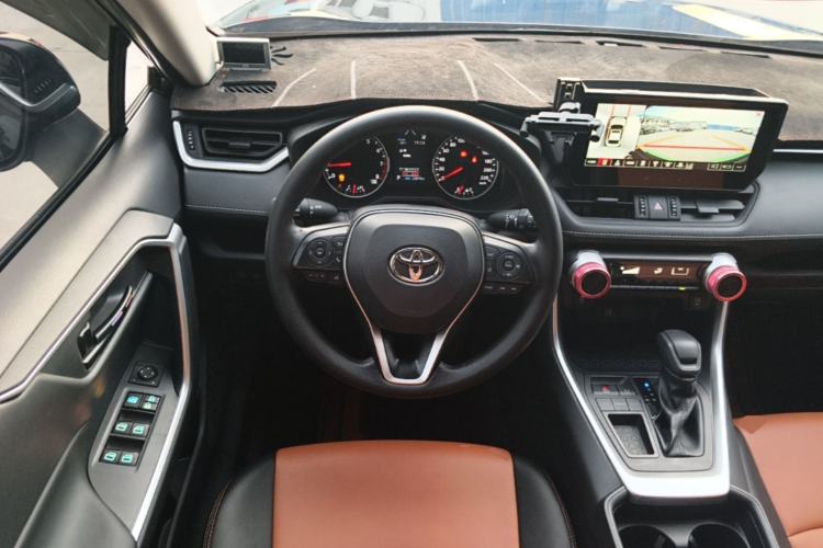 Used Toyota RAV4 2023 2.0L CVT Two-Wheel Drive Urban Edition Steering Wheel
