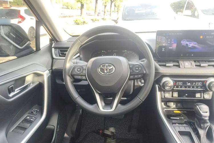 Used Toyota RAV4 2023 2.0L CVT Two-Wheel Drive Fashion Plus Edition Steering Wheel