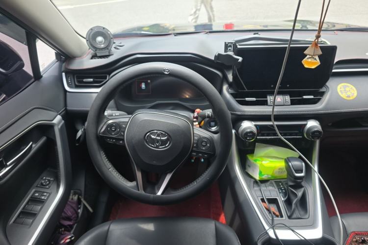 Used Toyota RAV4 2023 2.0L CVT Two-Wheel Drive Fashion Plus Edition Steering Wheel