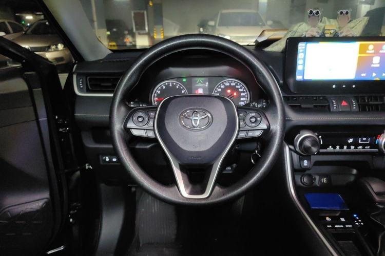 Used Toyota RAV4 2023 2.0L CVT Two-Wheel Drive Urban Edition Steering Wheel