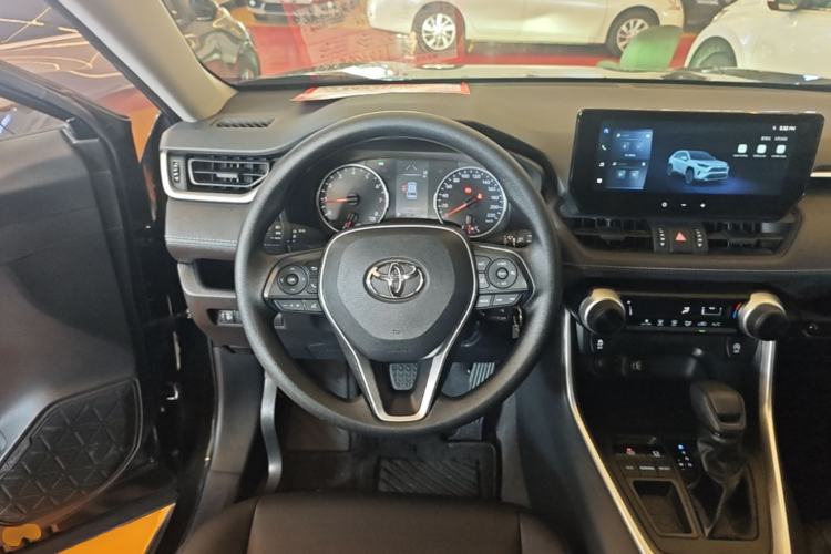 Used Toyota RAV4 2023 2.0L CVT Two-Wheel Drive Urban Edition Steering Wheel
