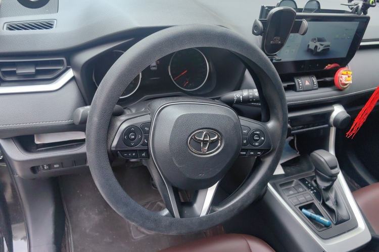 Used Toyota RAV4 2023 2.0L CVT Two-Wheel Drive Urban Edition Steering Wheel