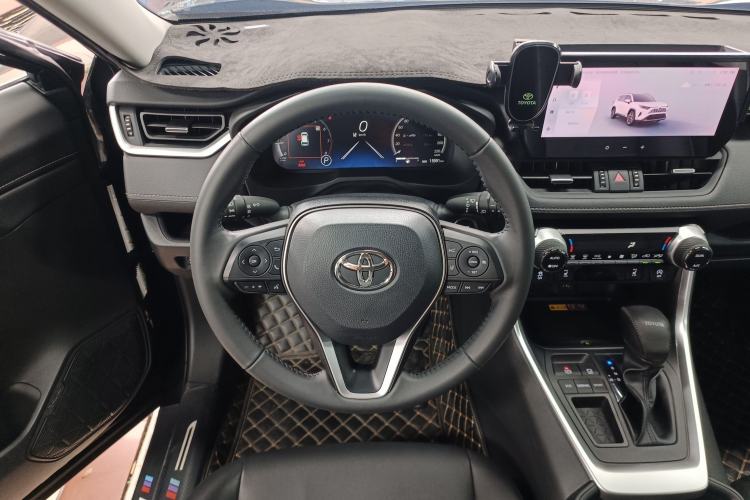 Used Toyota RAV4 2023 2.0L CVT Two-Wheel Drive Fashion Plus Edition Steering Wheel