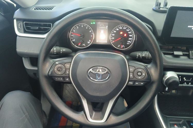 Used Toyota RAV4 2023 2.0L CVT Two-Wheel Drive Urban Edition Steering Wheel