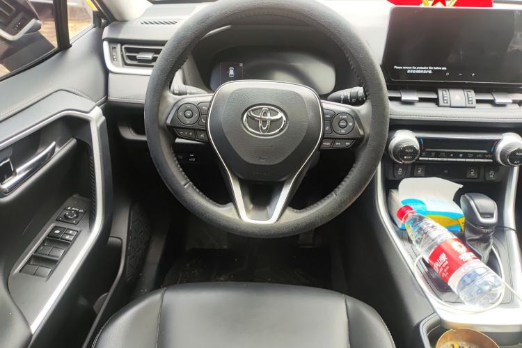 Used Toyota RAV4 2023 2.0L CVT Two-Wheel Drive Fashion Plus Edition Steering Wheel