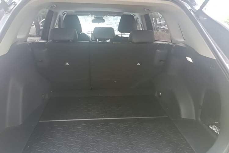 Used Toyota RAV4 2023 Dual-Motor 2.5L E-CVT Two-Wheel Drive Elite Edition Trunk
