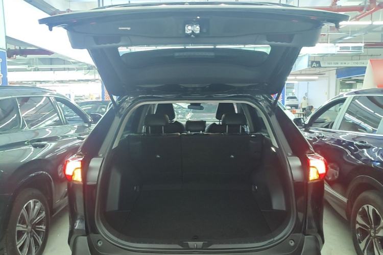 Used Toyota RAV4 2023 2.0L CVT Two-Wheel Drive Urban Edition Trunk