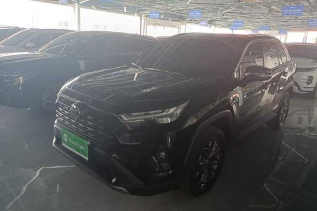 Used Toyota RAV4 2023 2.0L CVT Two-Wheel Drive Fashion Plus Edition