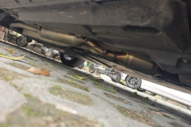 Used Toyota RAV4 2023 Dual-Engine 2.5L E-CVT Two-Wheel Drive Elite Plus Edition Chassis Front Right