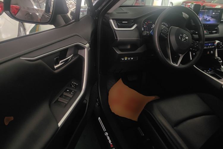 Used Toyota RAV4 2023 2.0L CVT Two-Wheel Drive Fashion Plus Edition Driver Seat