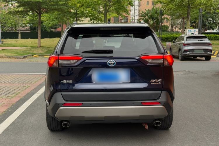 Used Toyota RAV4 2023 Dual-Engine 2.5L E-CVT Two-Wheel Drive Elite Plus Edition Exterior 2