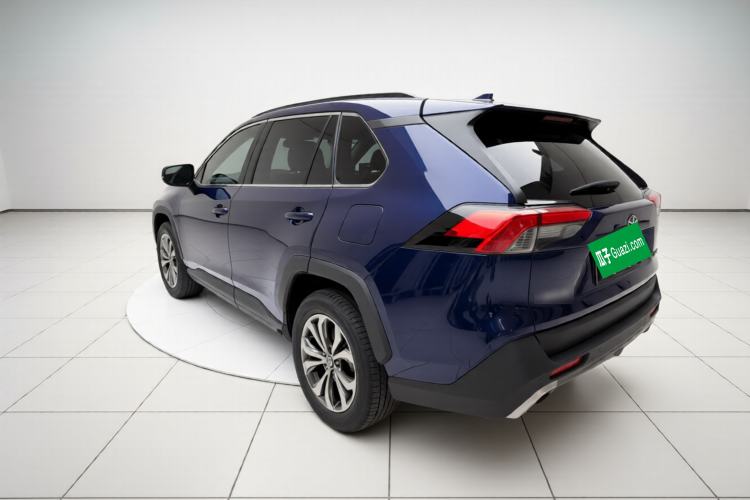 Used Toyota RAV4 2023 Dual-Engine 2.5L E-CVT Two-Wheel Drive Elite Plus Edition Exterior 3