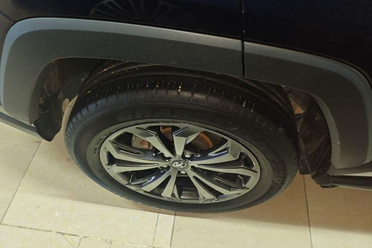 Used Toyota RAV4 2023 Dual-Motor 2.5L E-CVT Two-Wheel Drive Elite Edition Exterior 5