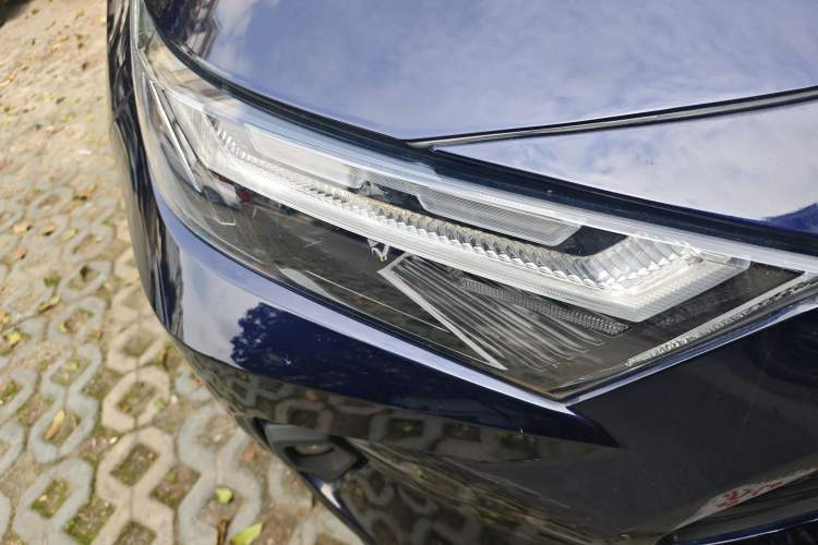 Used Toyota RAV4 2023 Dual-Engine 2.5L E-CVT Two-Wheel Drive Elite Plus Edition Exterior 6