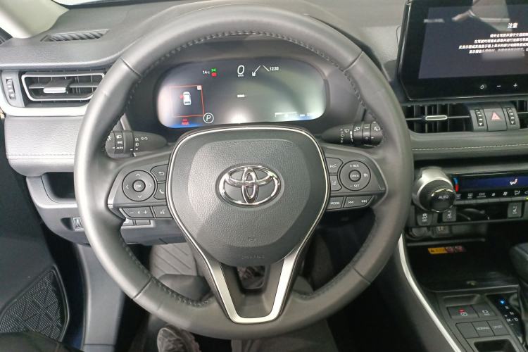 Used Toyota RAV4 2023 2.0L CVT Two-Wheel Drive Fashion Plus Edition Steering Wheel