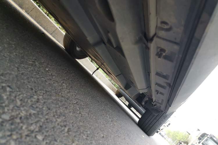Used Toyota RAV4 2023 2.0L CVT Two-Wheel Drive Fashion Edition Chassis Front Left