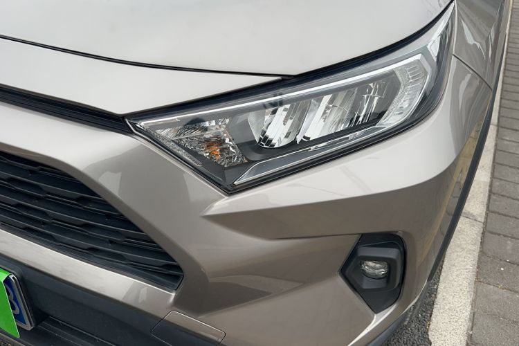 Used Toyota RAV4 2023 2.0L CVT Two-Wheel Drive Fashion Edition Left Front Headlight