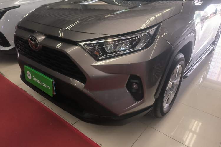 Used Toyota RAV4 2023 2.0L CVT Two-Wheel Drive Urban Edition Left Front Headlight