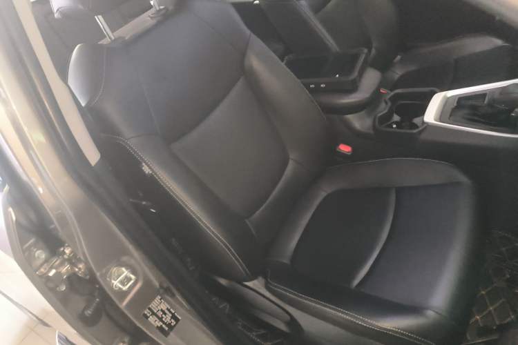 Used Toyota RAV4 2023 2.0L CVT Two-Wheel Drive Urban Edition Right Front Seat