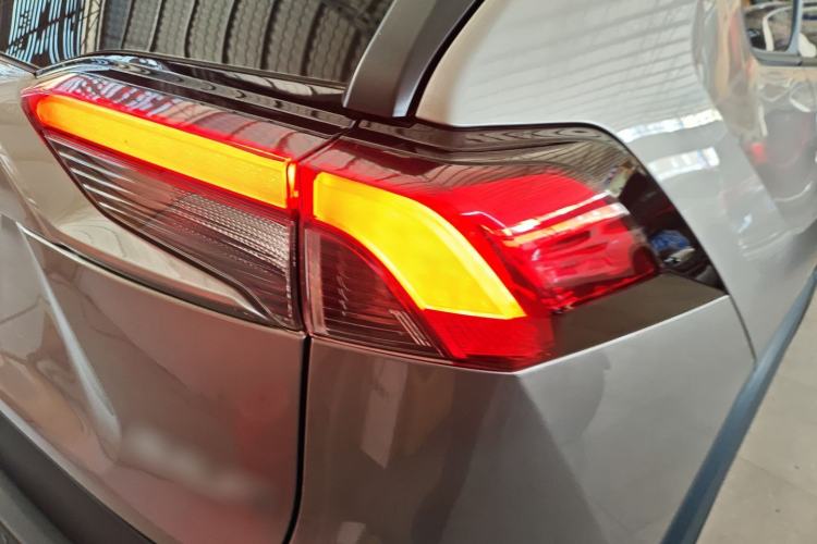 Used Toyota RAV4 2023 2.0L CVT Two-Wheel Drive Fashion Plus Edition Right Rear Taillight